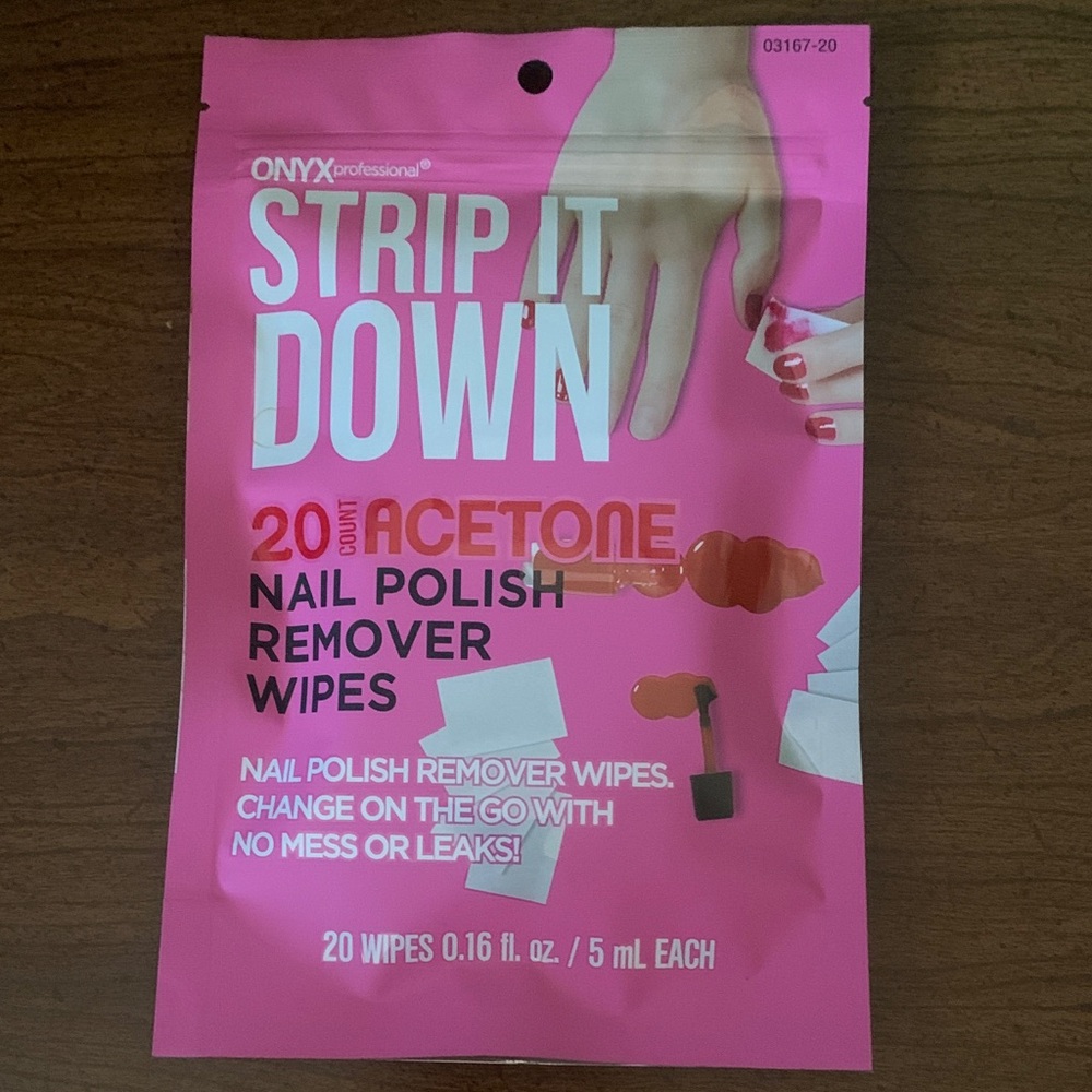 NWOT Onyx Professional Strip it Down 20 Count Acetone Nail Polish Remover Wipes